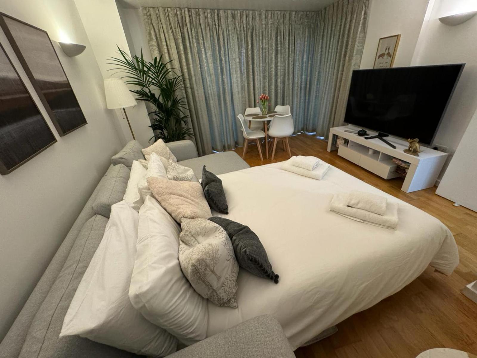 Luxury Apartment In Canary Wharf London Exterior foto